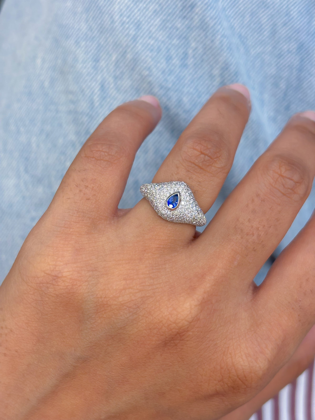 Diamond Blue Sapphire Ring