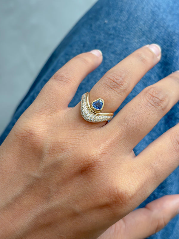 Blue Sapphire Diamond Ring