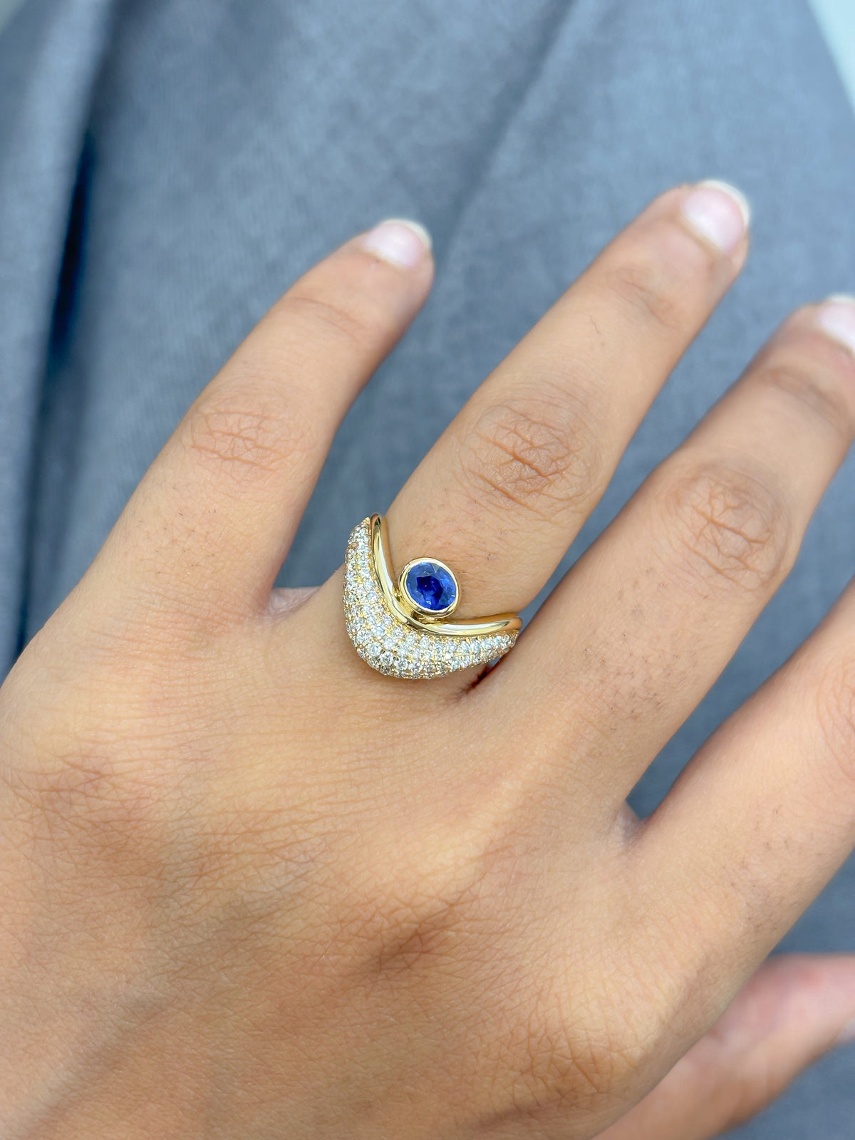 Diamond Blue Sapphire Ring