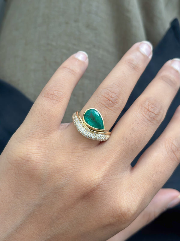 Emerald Diamond Ring