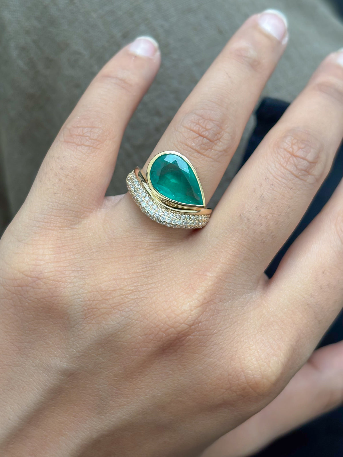 Emerald Diamond Ring