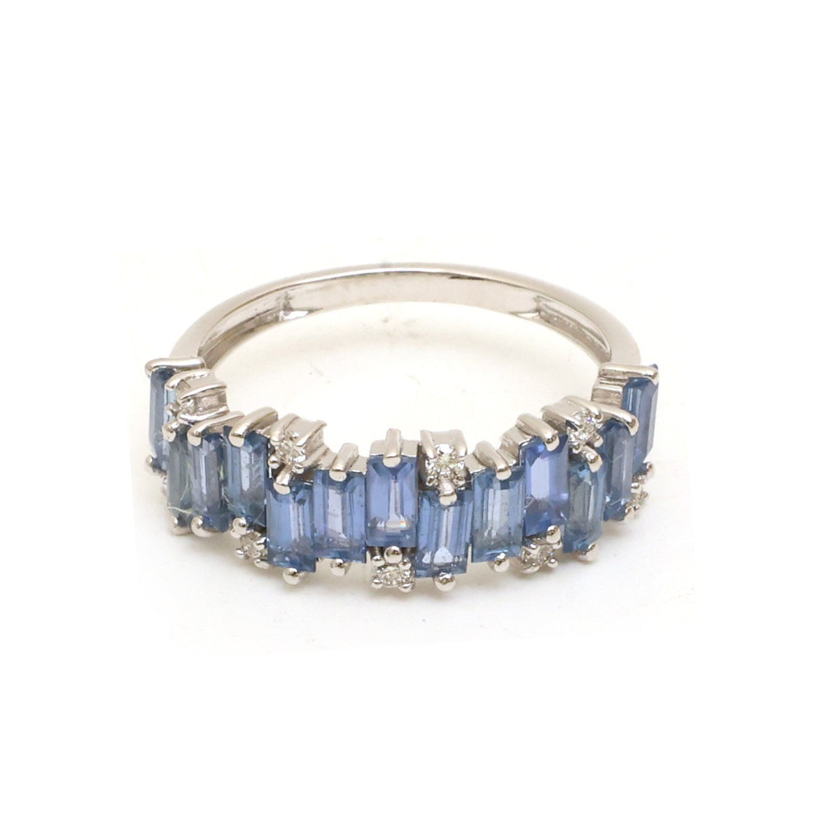 Blue Sapphire Diamond Ring