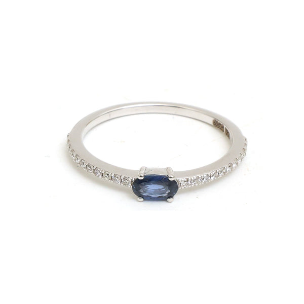 Blue Sapphire Diamond Ring