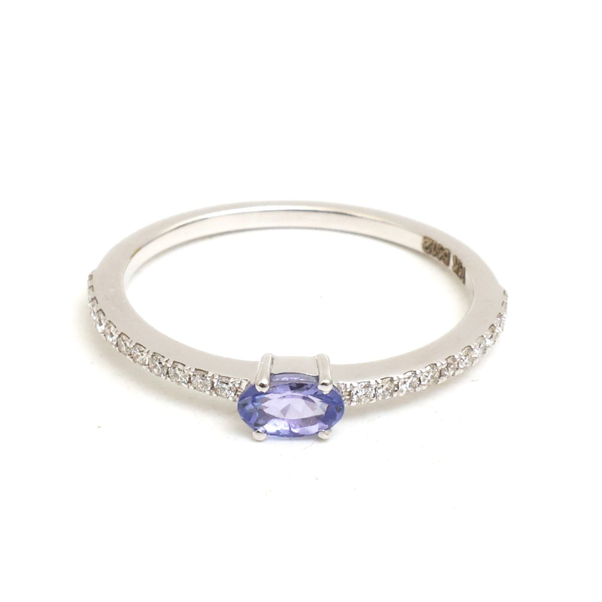 Tanzanite Diamond Ring