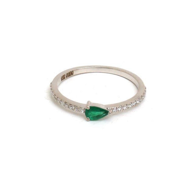 Emerald Diamond Ring