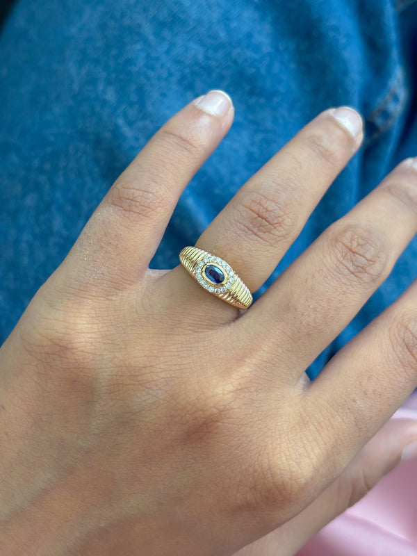 Blue Sapphire Diamond Ring