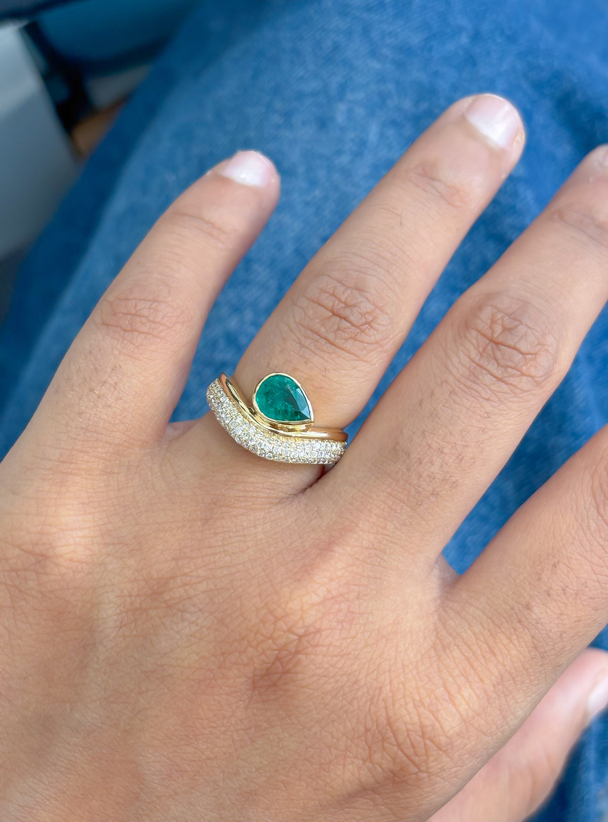 Emerald Diamond Ring
