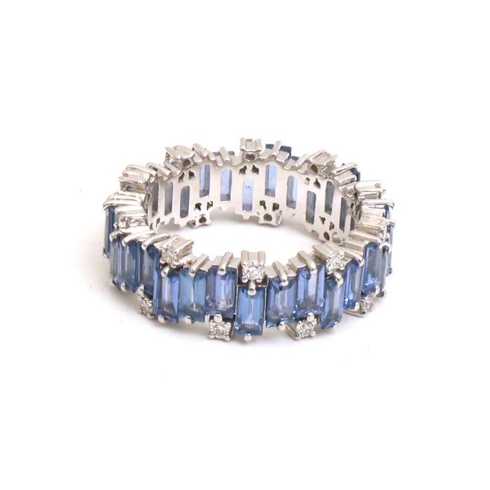 Blue Sapphire Diamond Ring