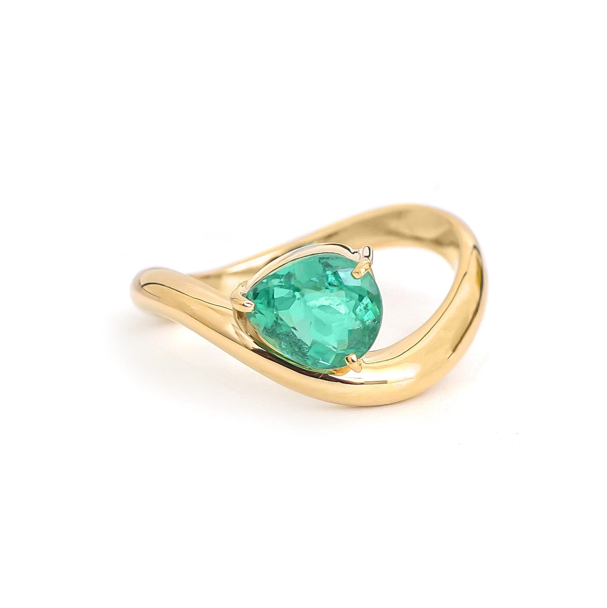 Paraiba Tourmaline Pinky Ring