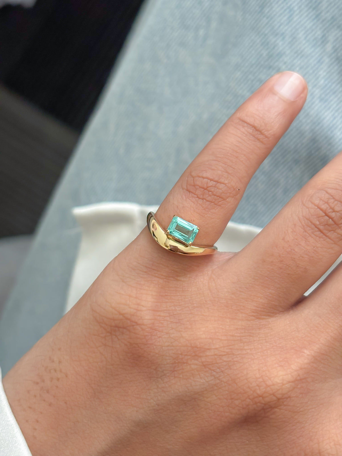 Paraiba Tourmaline Pinky Ring