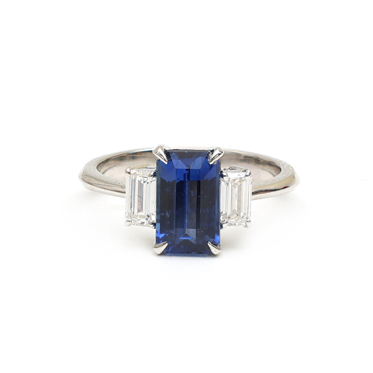 Blue Sapphire Diamond Ring