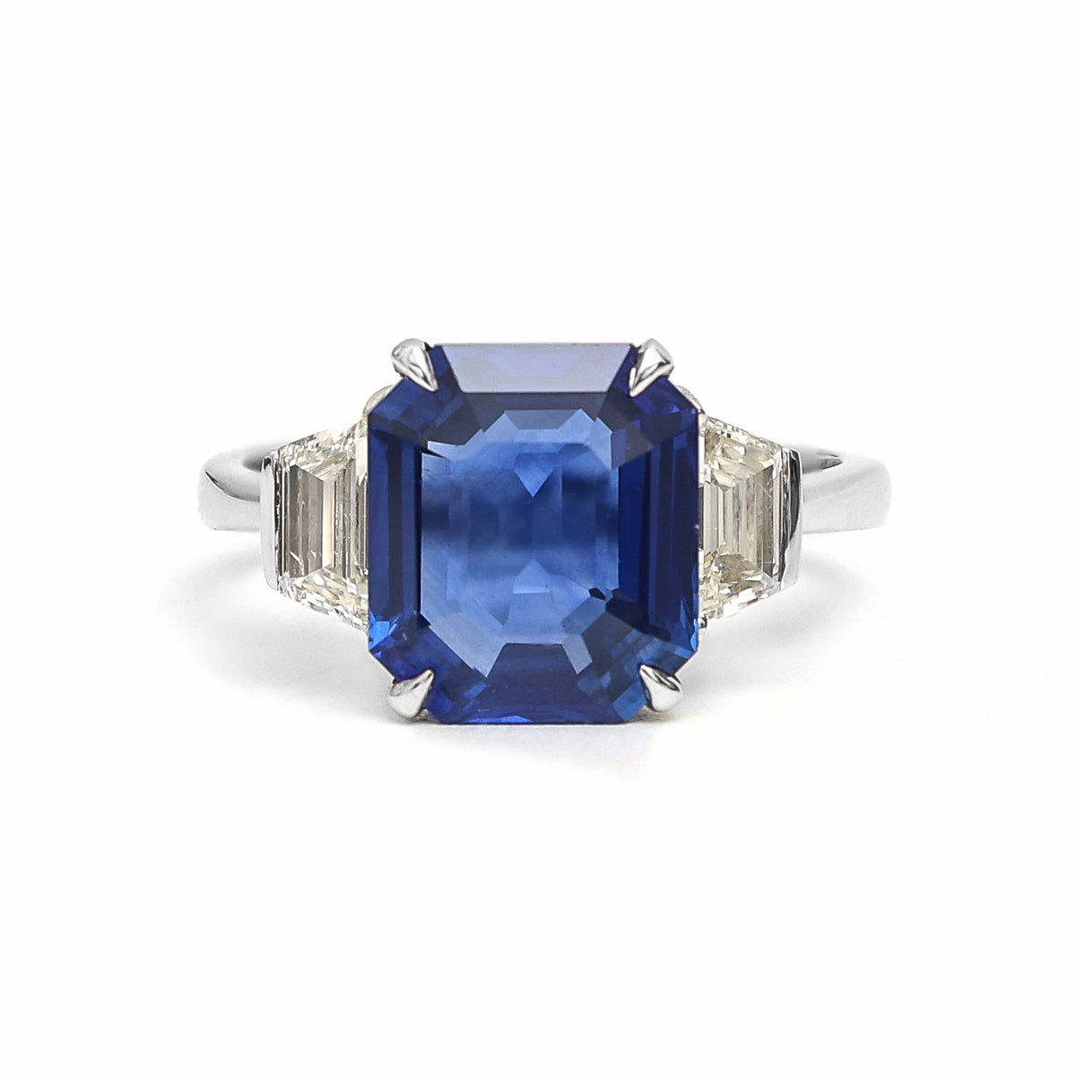 Blue Sapphire Diamond Ring