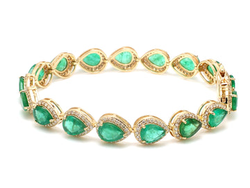 Emerald Pear Cut Diamond Tennis Bracelet Gold