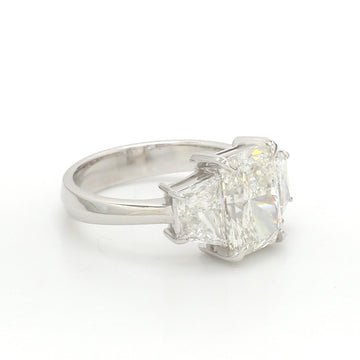 Lab Grown Diamond Three Stone Engagement Ring Gold
