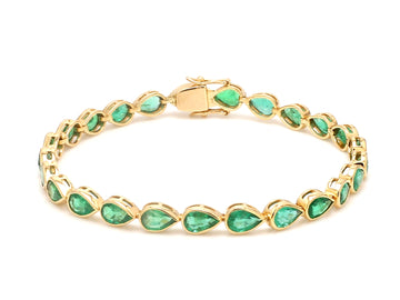 Emerald Pear Bezel Set Horizontal Bracelet